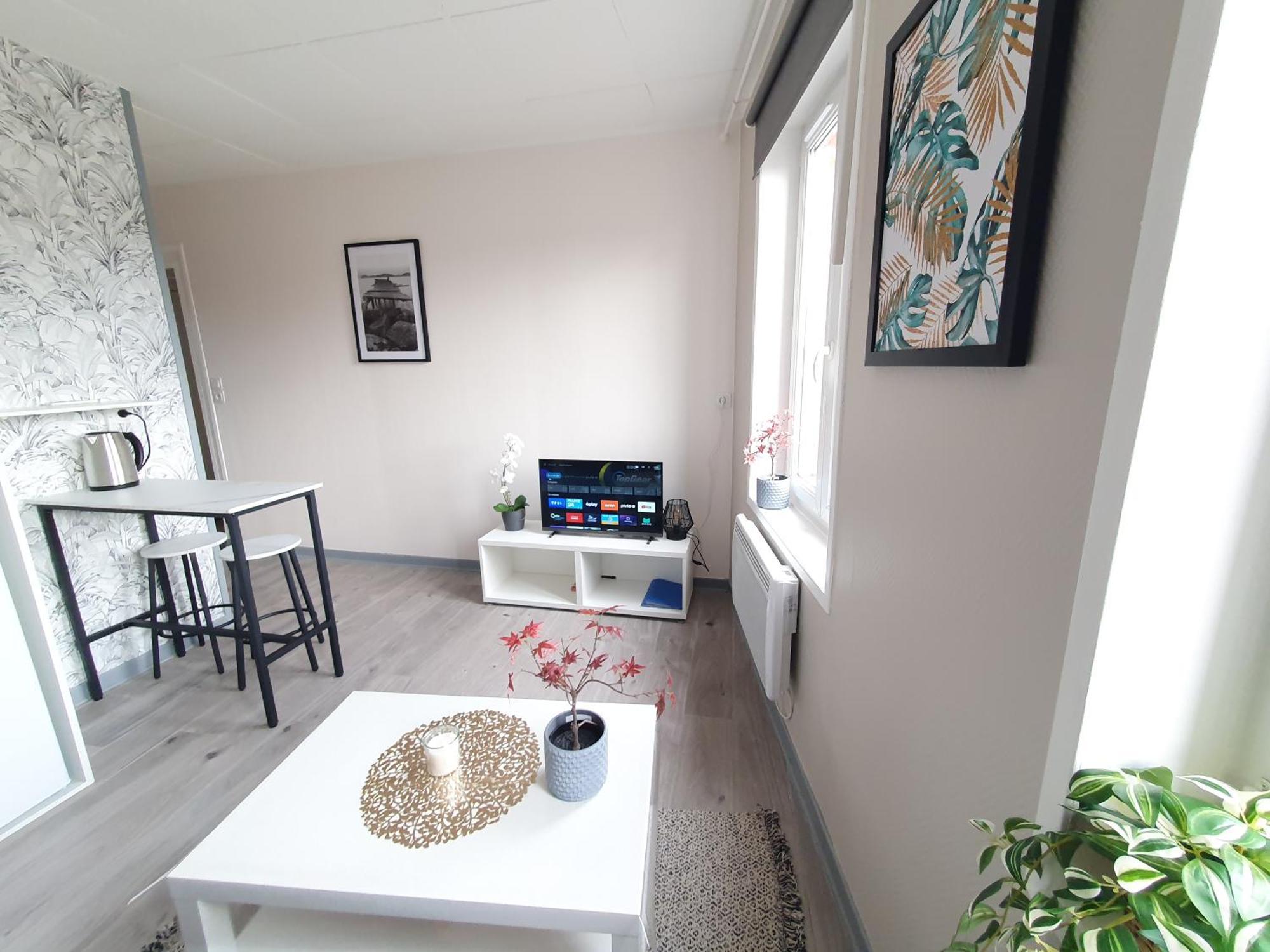 C5 Charmant Petit Deux Pieces Centre Ville Cambrai Exterior photo
